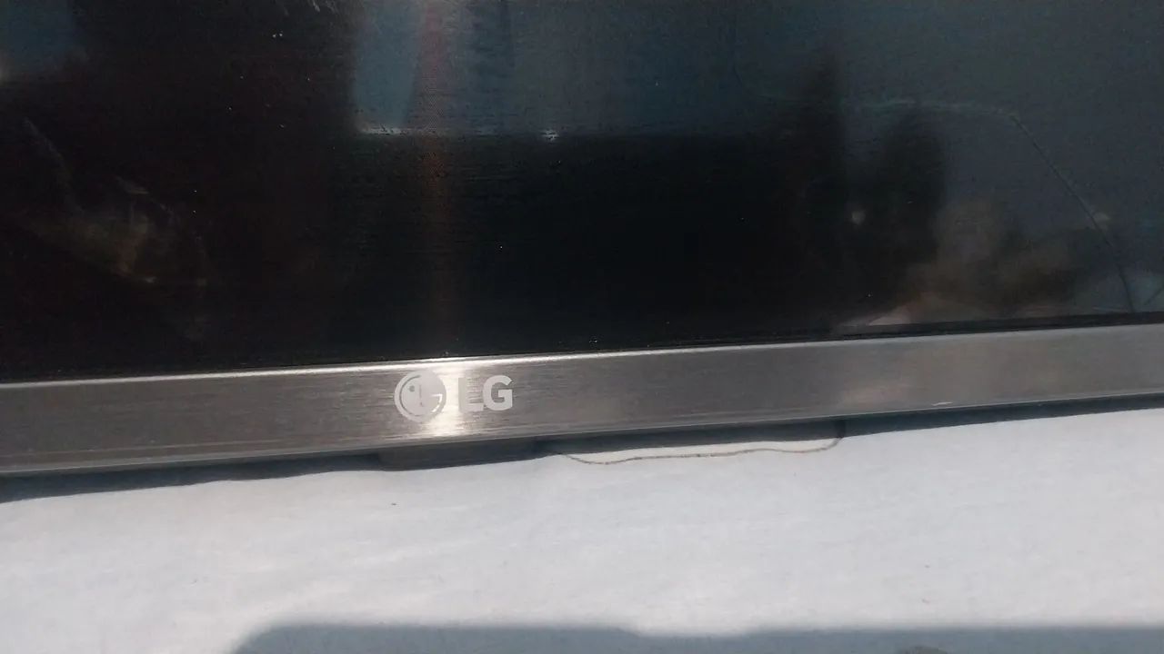 Televisão 49 polegadas , apenas para retirada de peças  - Foto 2