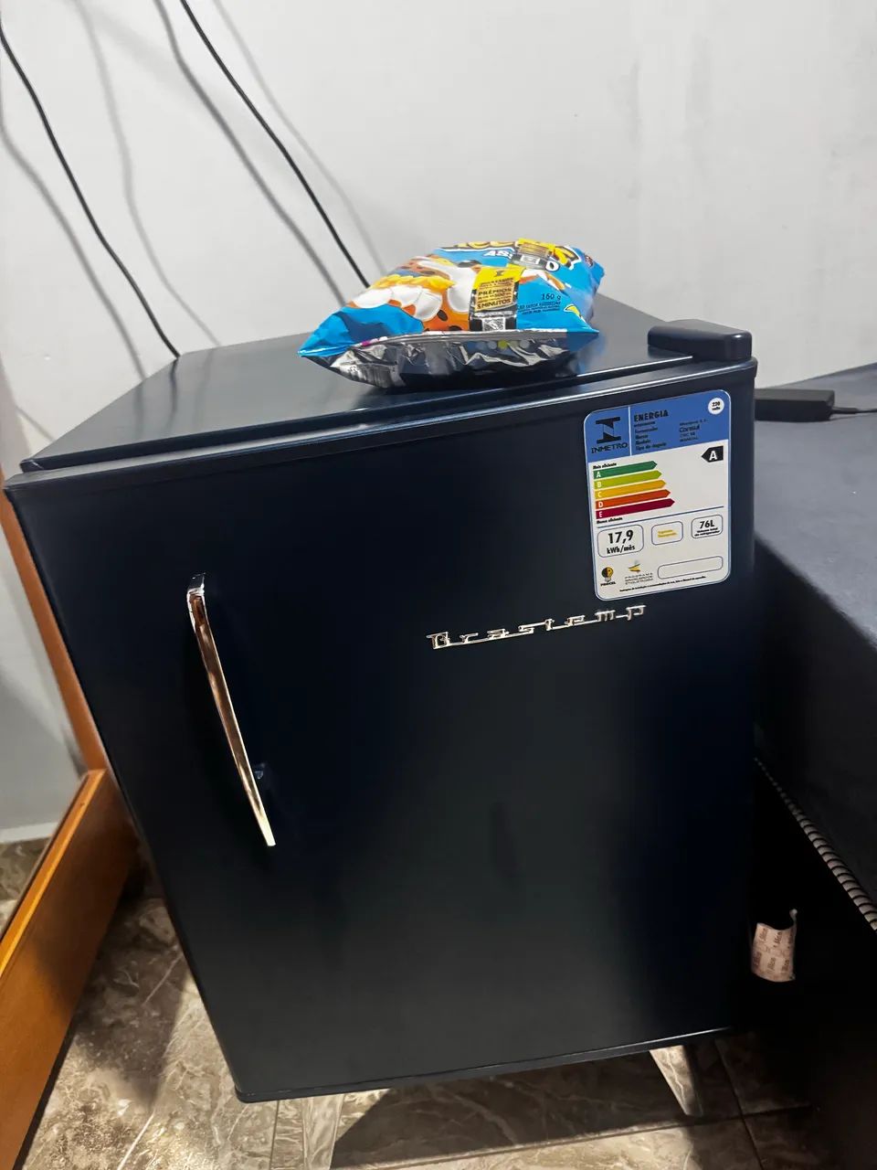 Frigobar cosmic blue Brastemp 