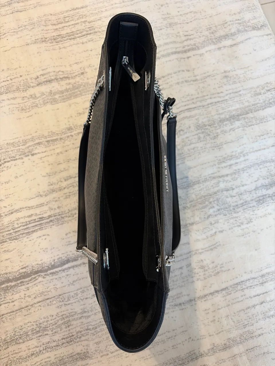 Bolsa preta Michael Kors - Foto 4