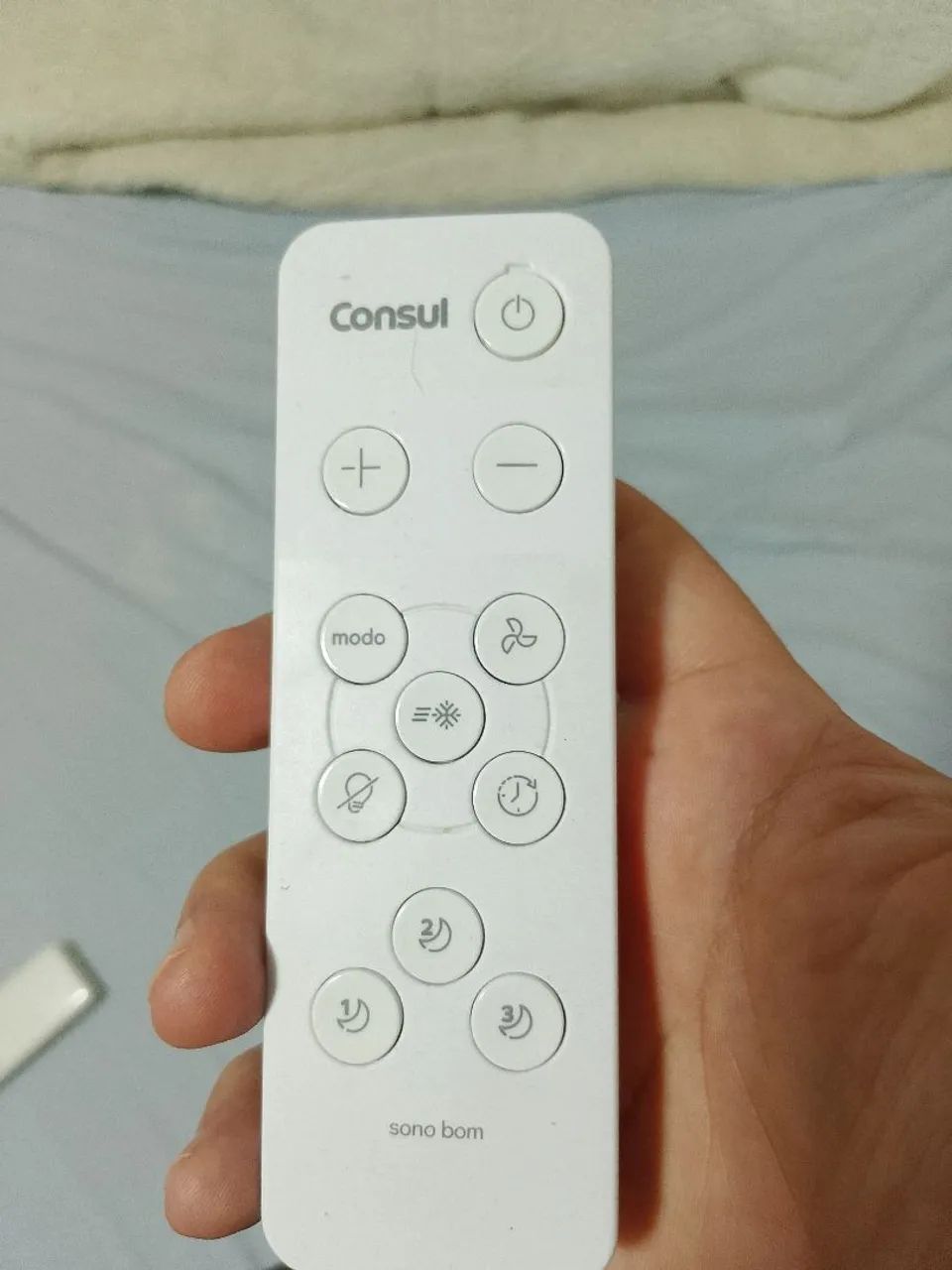 Ar condicionado 7500 com controle remoto  - Foto 2