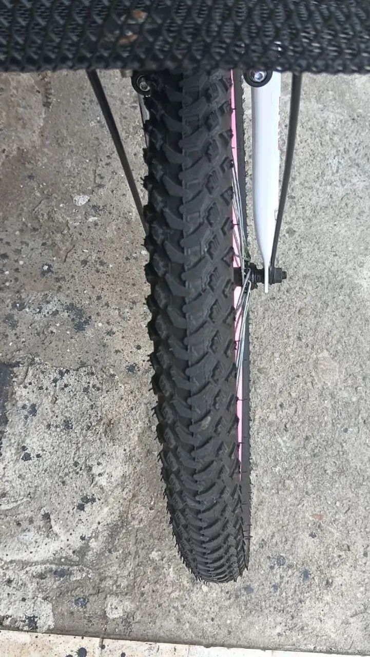Bicicleta aro 24 em estado de zero  - Foto 5