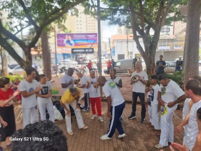 Aulas de danças, capoeira, exercícios localizados e fisioterapia reabilitaçoes.  - Foto 2