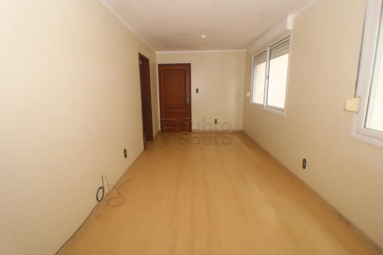 Amplo Apartamento de 3 Dormitórios no Centro - Foto 2