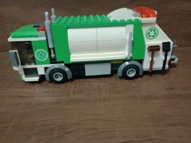 Caminhão de lixo lego original - Foto 3