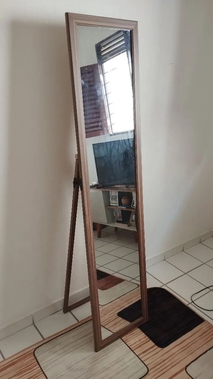 ESPELHO DE CHÃO EM ESTADO DE LOJA 
