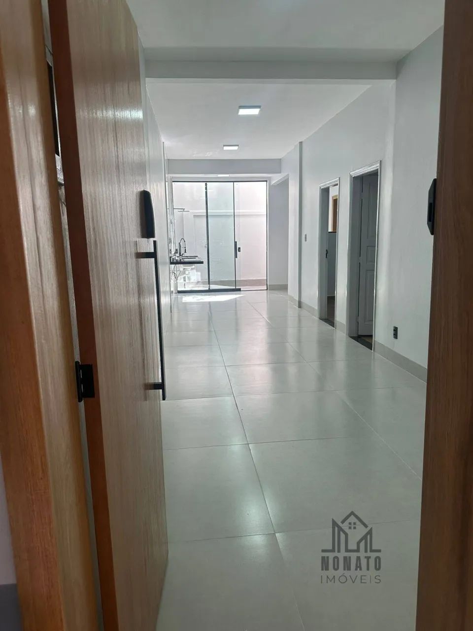 Apartamento Térreo Reformado no Setor Oeste - Edifício Oeste - 2 Quartos