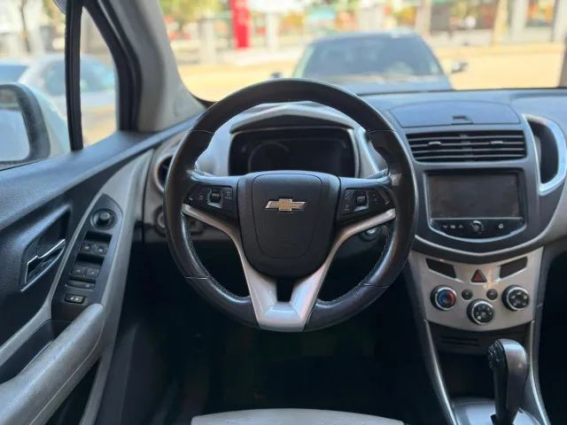 V - 2014 Chevrolet Tracker LTZ 1.8 16V Flex 4X2 Aut.  - Foto 6