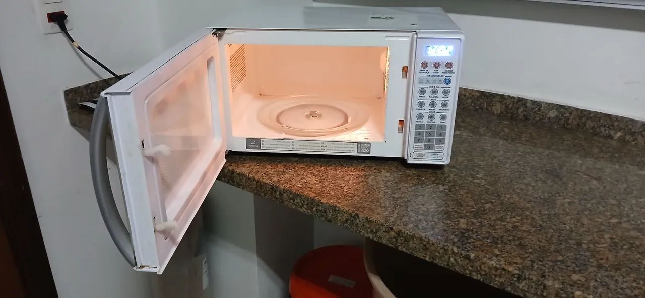 Microondas electrolux 20litros  - Foto 2