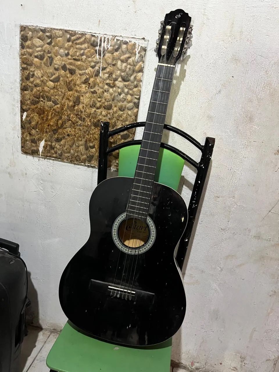 Vendo violão em bom estado 