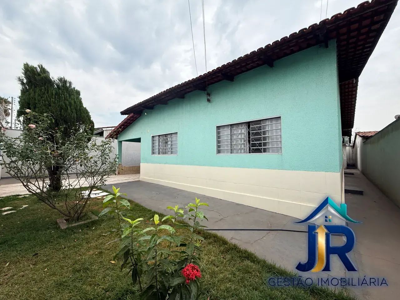 Casa com 4 quartos no Setor Santos Dumont - Goiânia - GO - Foto 3