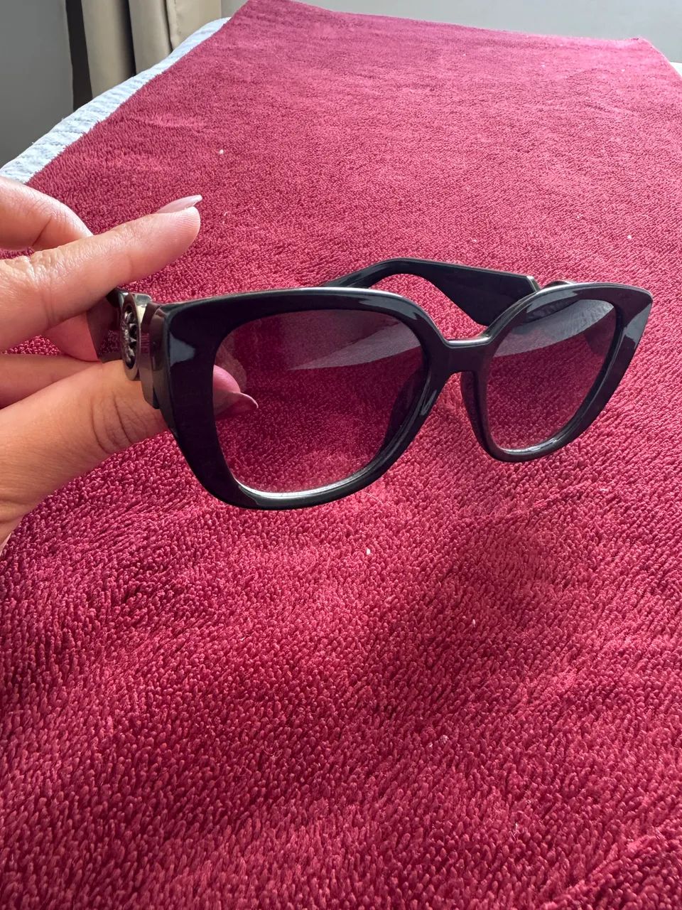 Óculos Chilli Beans Feminino Original - Lindo e Conservado (R$ 100) - Foto 4