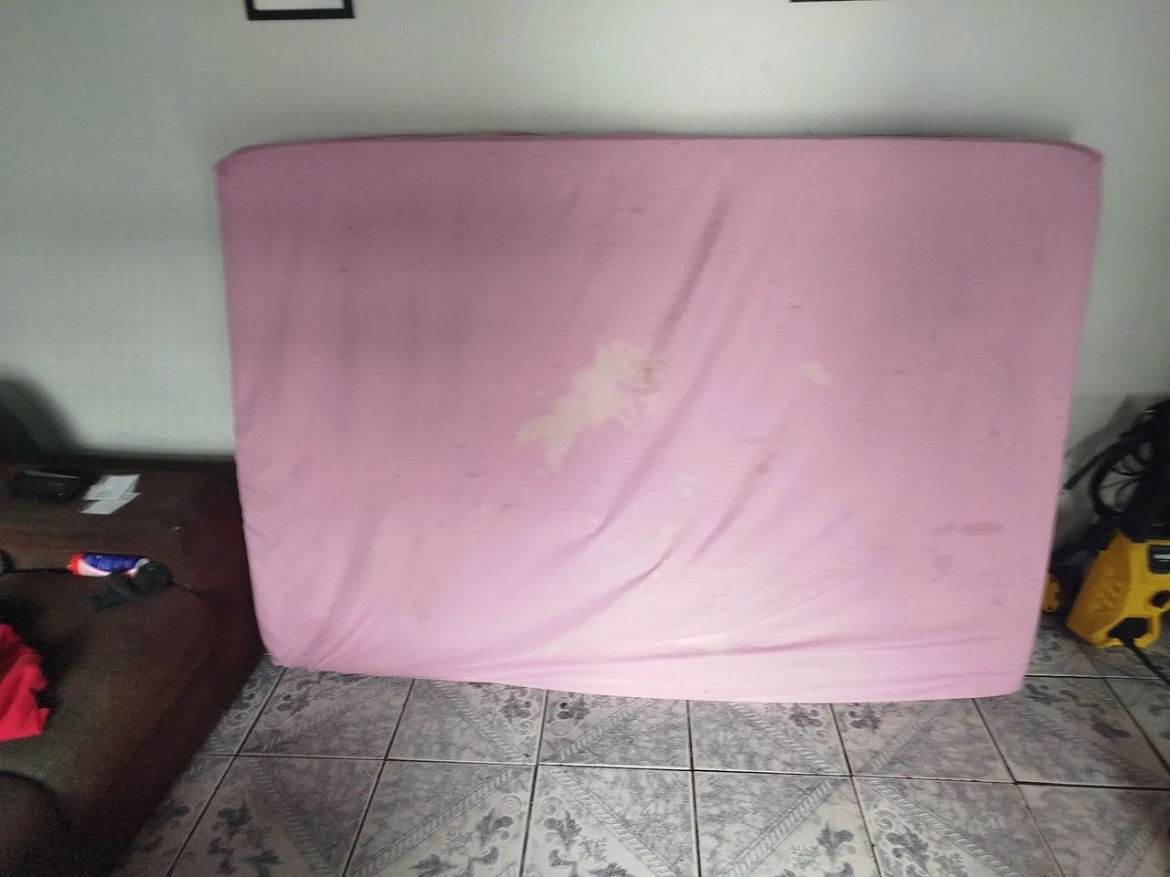 Vendo colchão de casal.