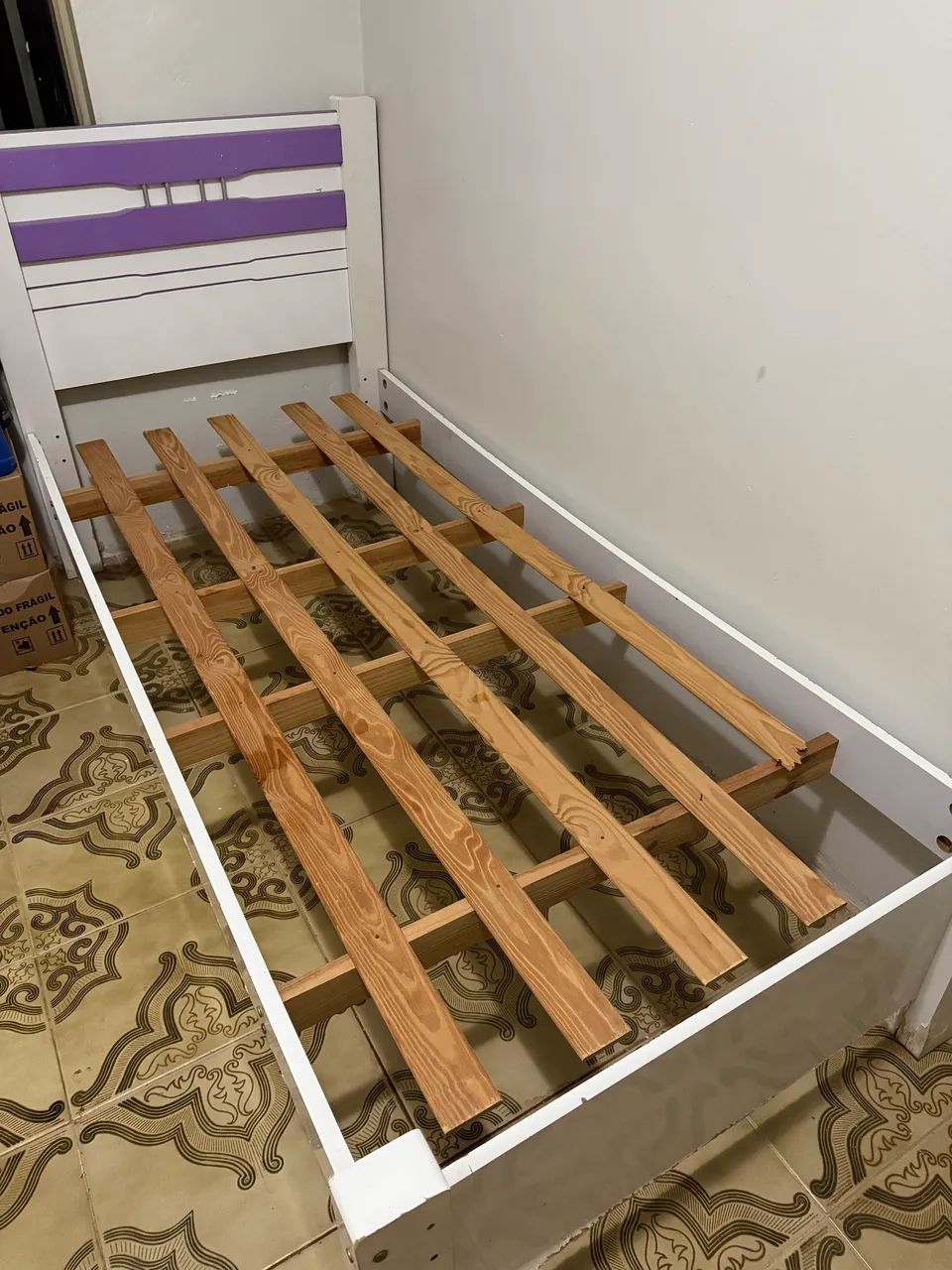 Cama de solteiro com colchão - Foto 5