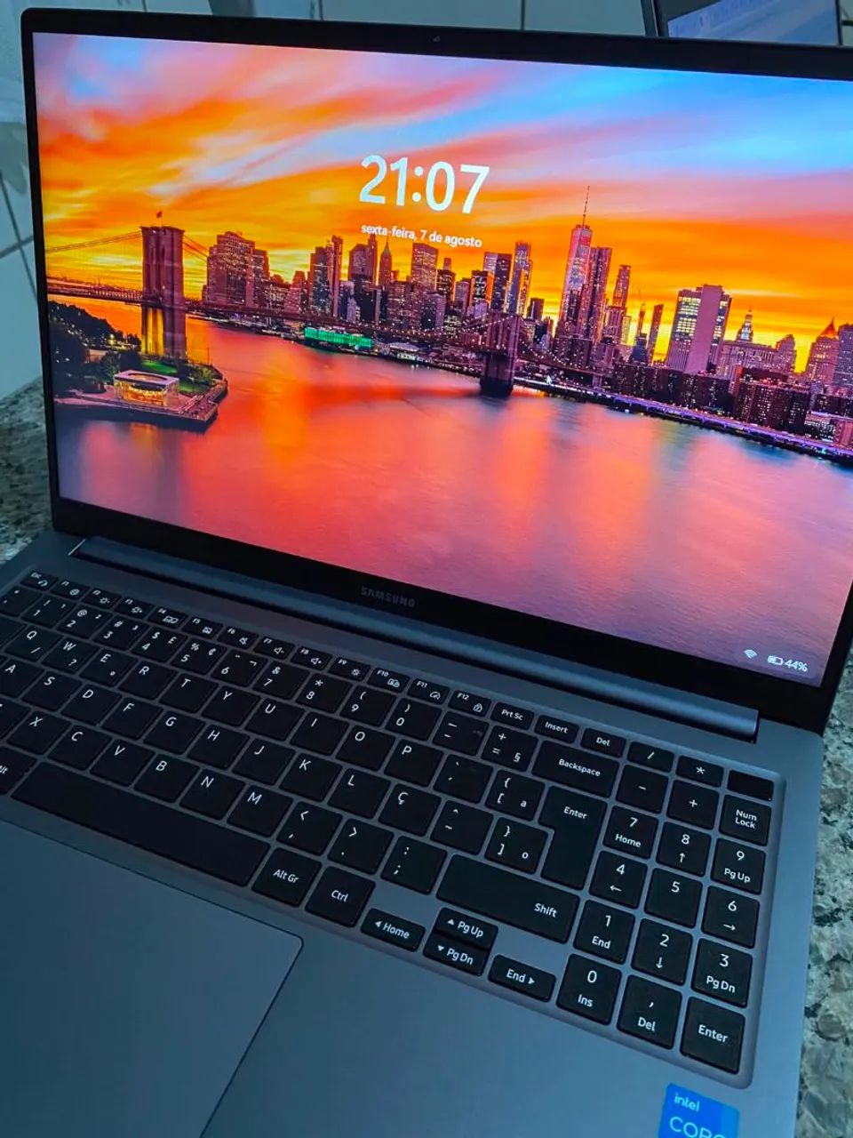 NOTEBOOK SAMSUNG  - Foto 2