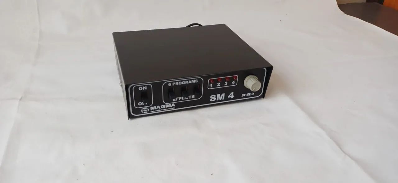 Controladora de iluminação para 4 lâmpadas  e 6 programas - Foto 2