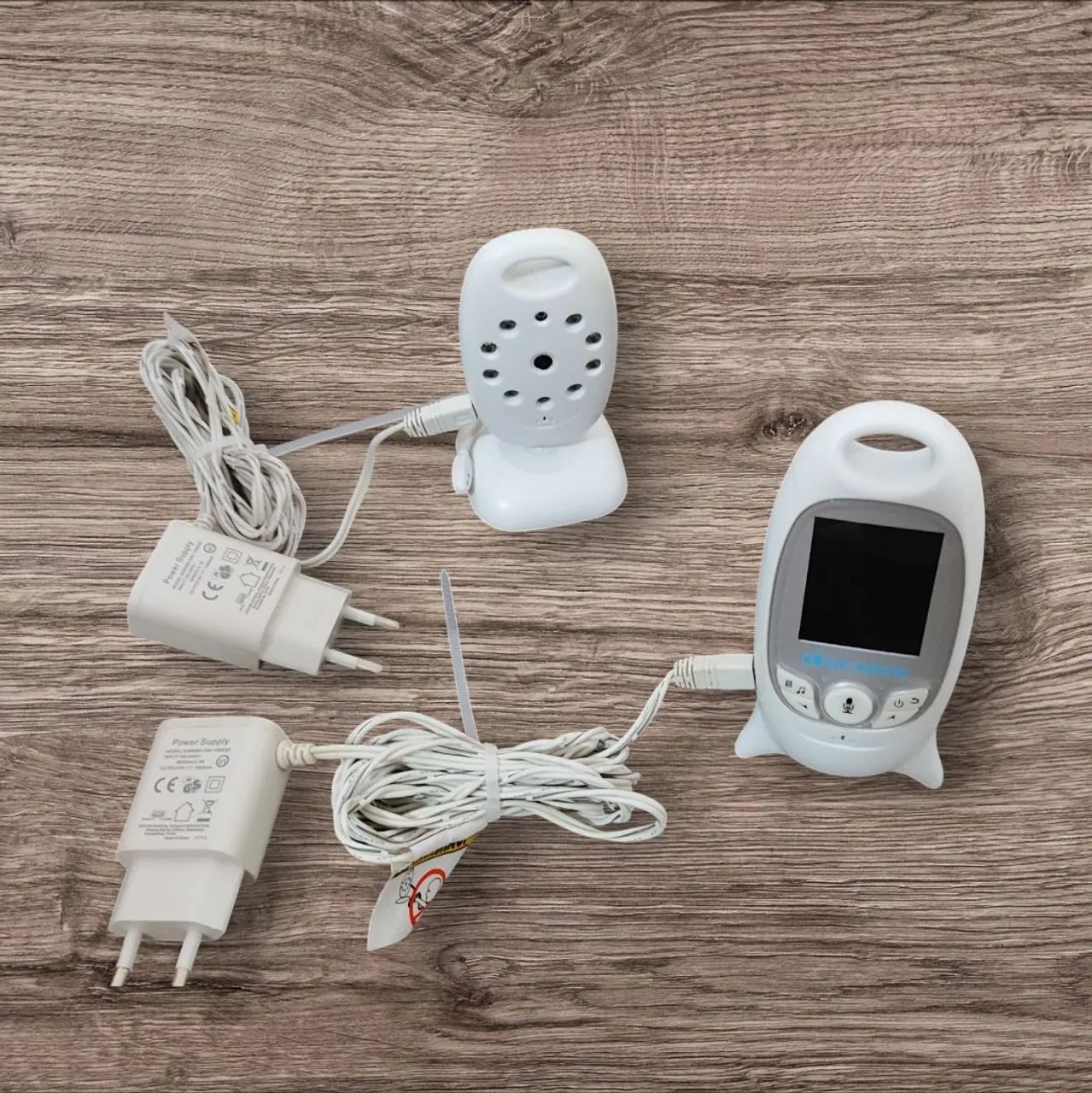Babá Eletrônica c/ carregador / Visão noturna e Microfone - Foto 3