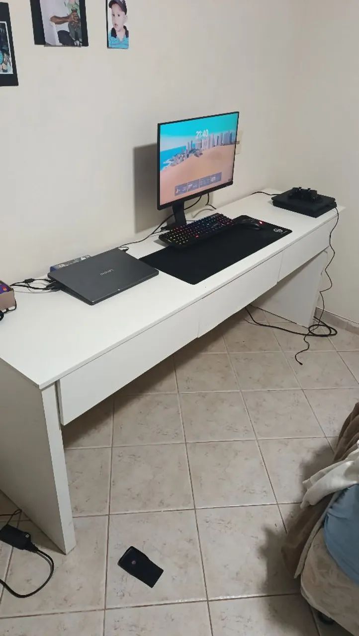mesa de escritório e quarto ampla  - Foto 2
