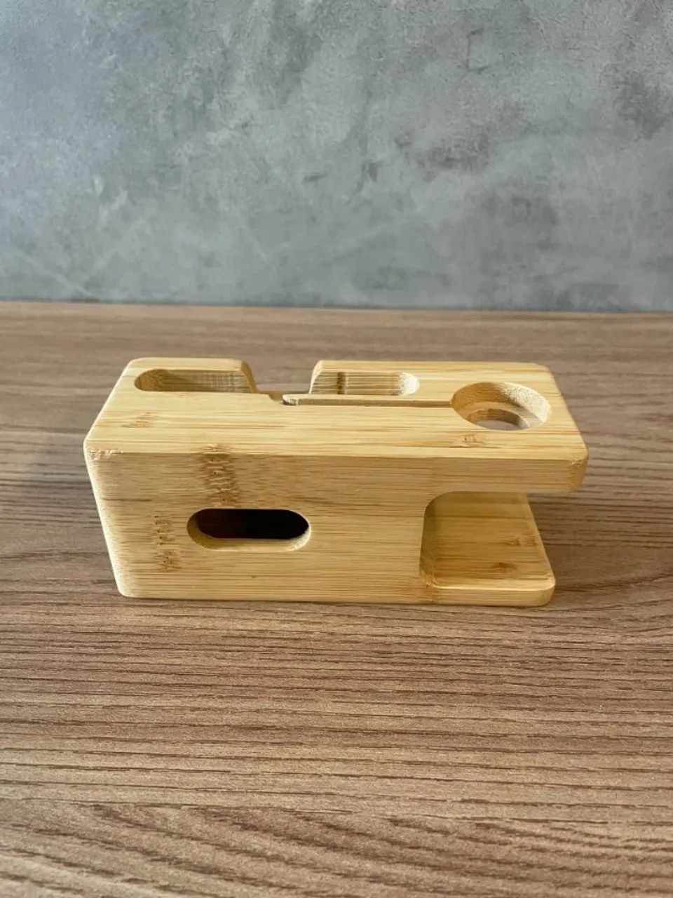 Suporte de madeira / dock station para Apple Watch e iPhone - Foto 4