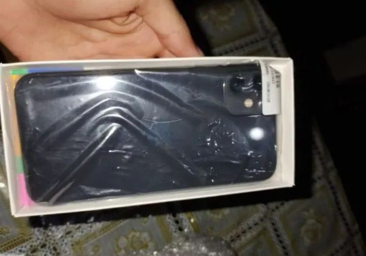 iphone 11 64gb - Foto 2