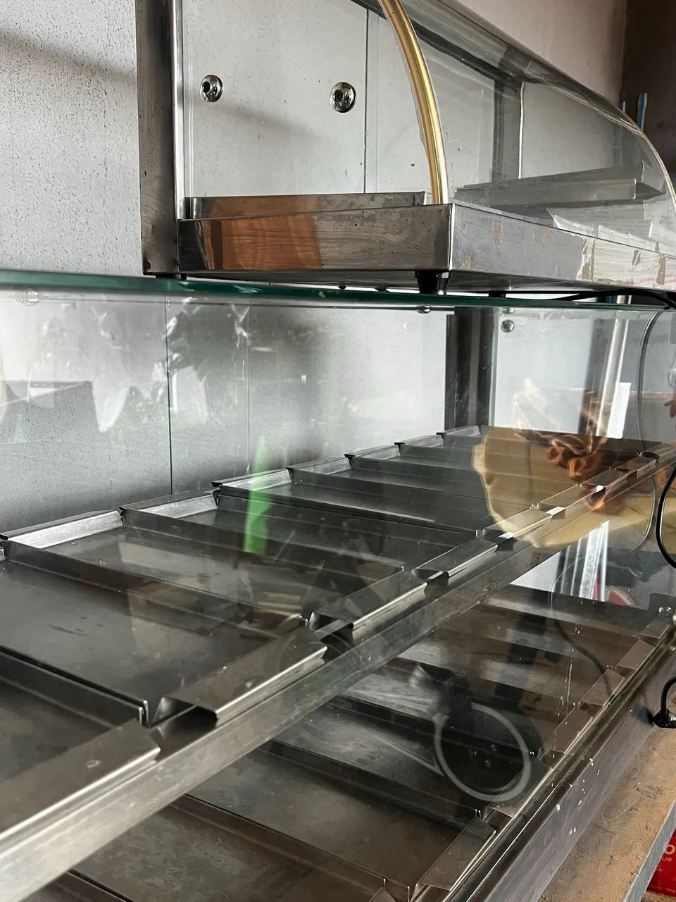 2 estufas em ótimo estado 12 bandejas e 18 bandejas  - Foto 3