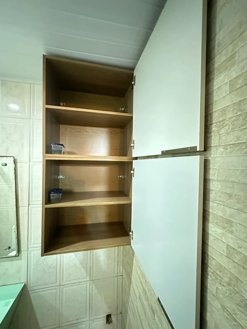 STUDIO CONFORTÁVEL E TOTALMENTE MOBILIADO