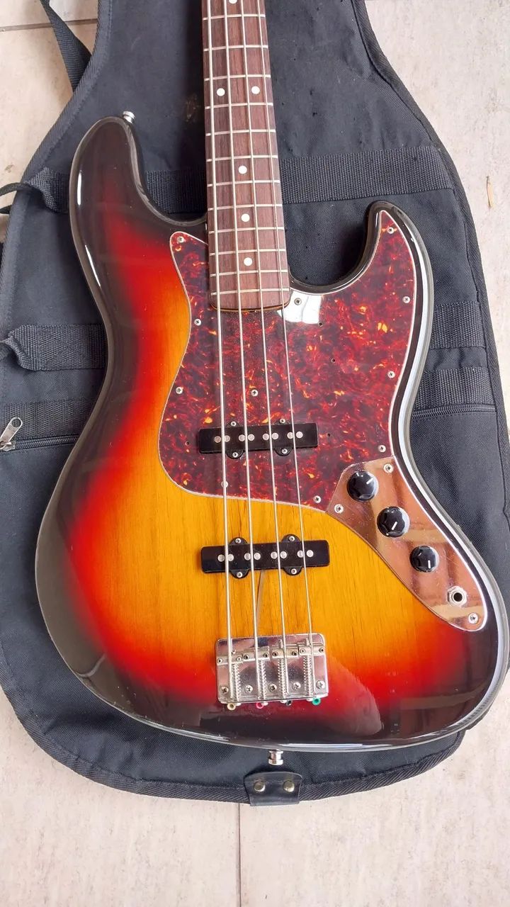 Fender Jazz Bass Japonês 98 com Bag Fender  - Foto 3