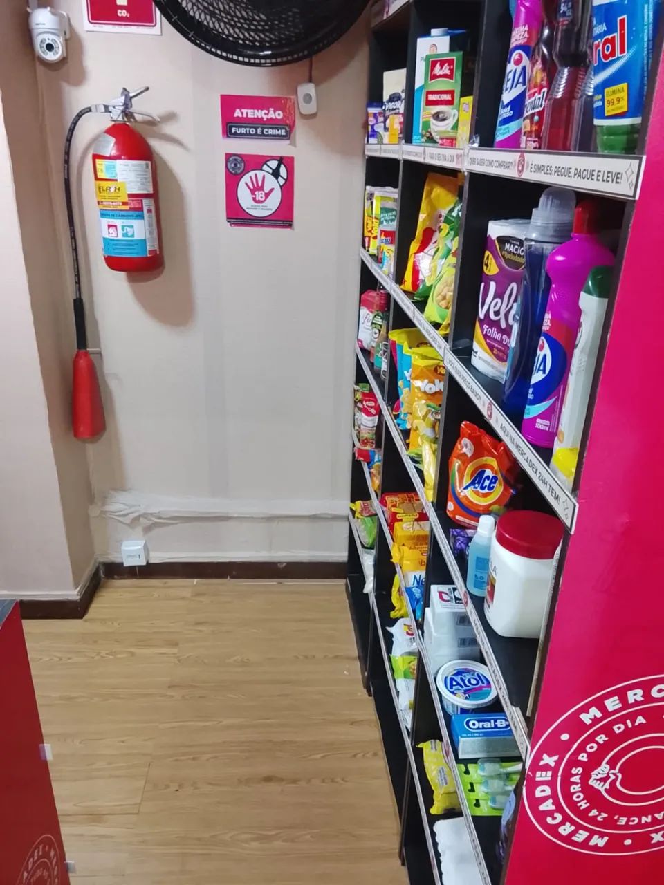 VENDO MINI MERCADO CONDOMÍNIO + LICENÇA MARCA - Foto 3