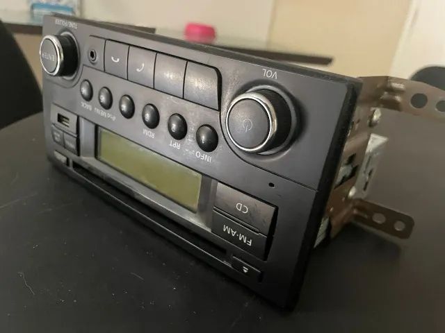 Rádio original Nissan Versa 2018 - Peças para carros, vans e