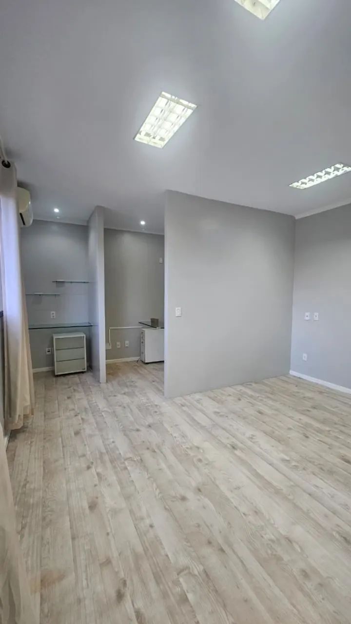 SALA COMERCIAL PARA ALUGAR EM NAZARÉ | ED. VILLAGE MILLENIUM - Foto 4