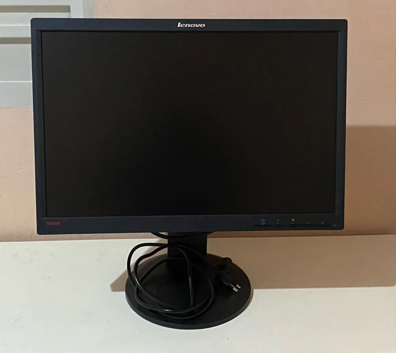 Monitor Lenovo 22?