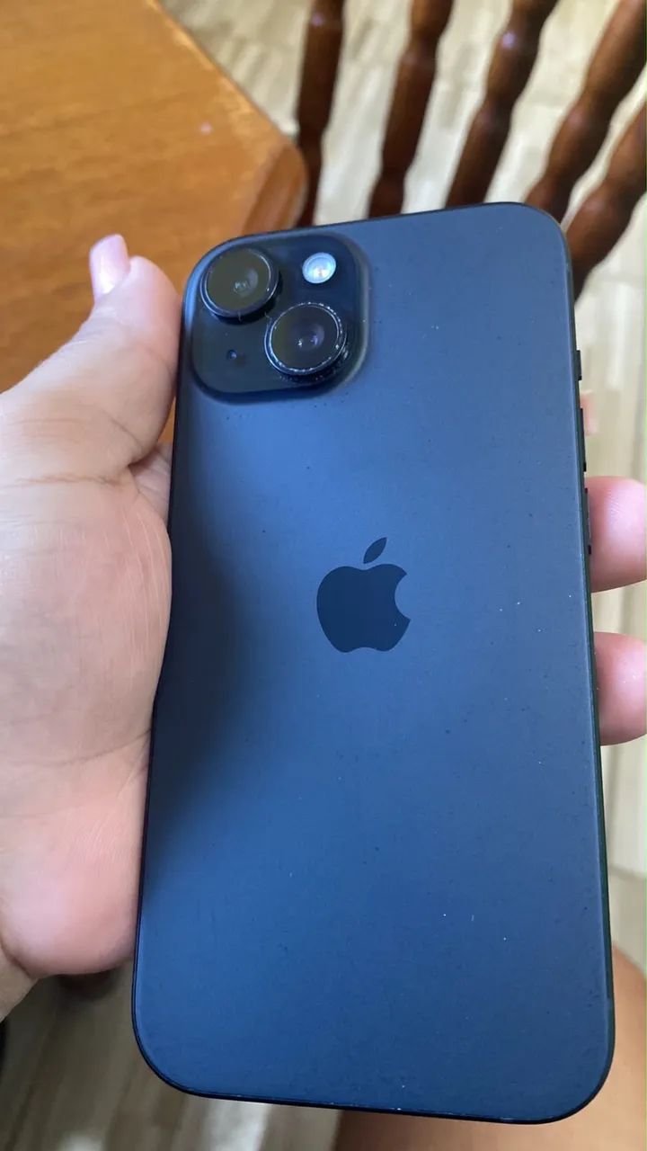 iPhone 15 zerado
