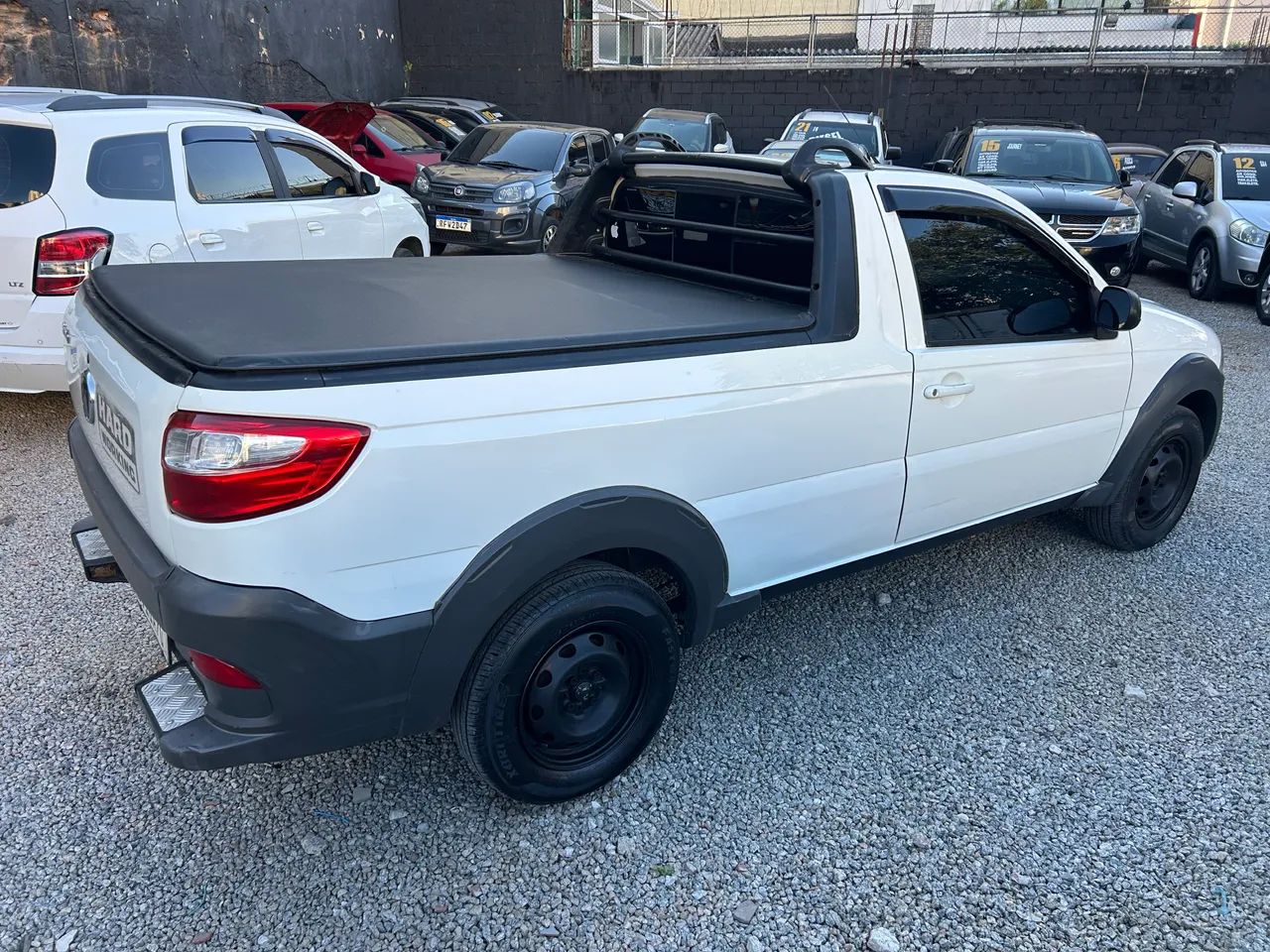 Fiat Strada Working Hard 1.4 Fire Flex 8V CS 2017 - Foto 2