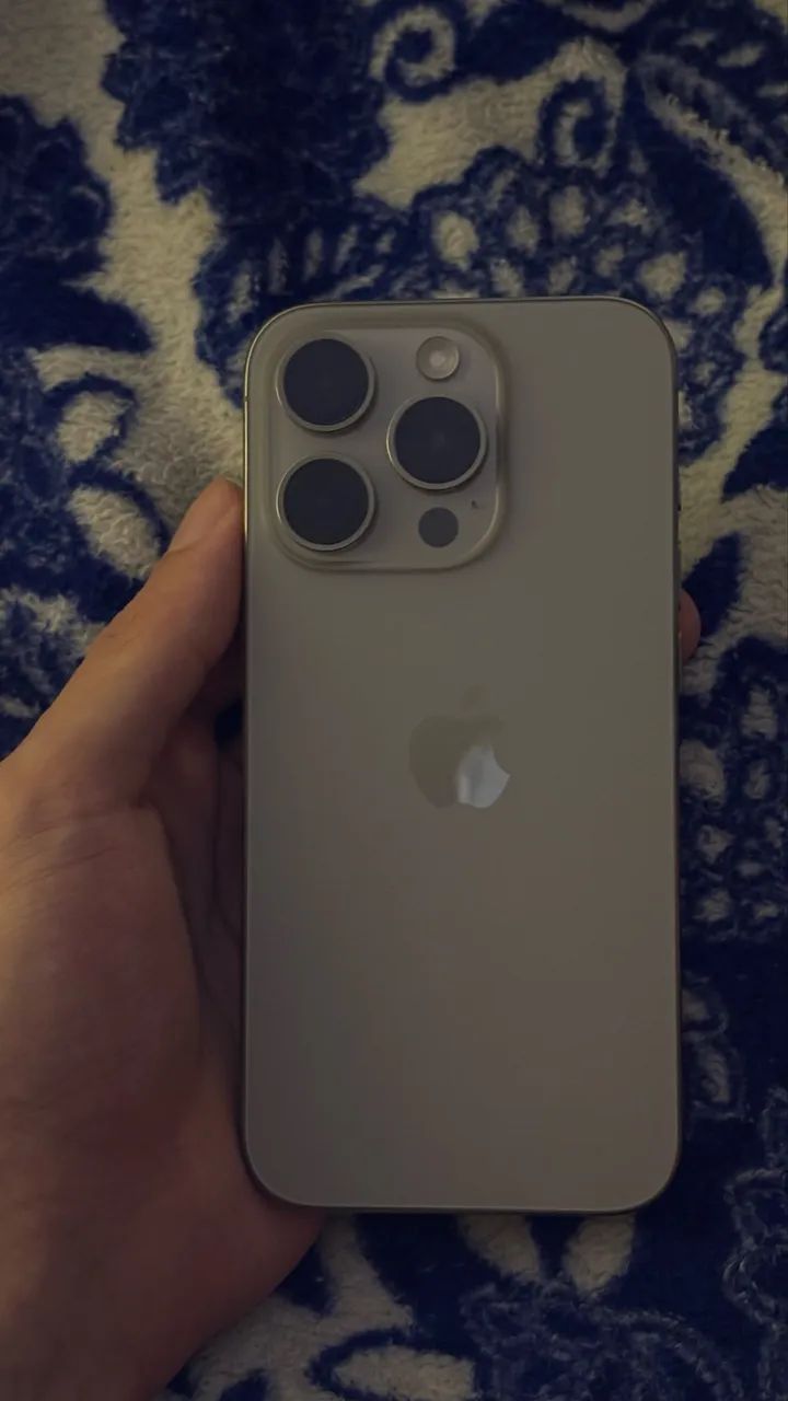 iPhone 15 pro  - Foto 3