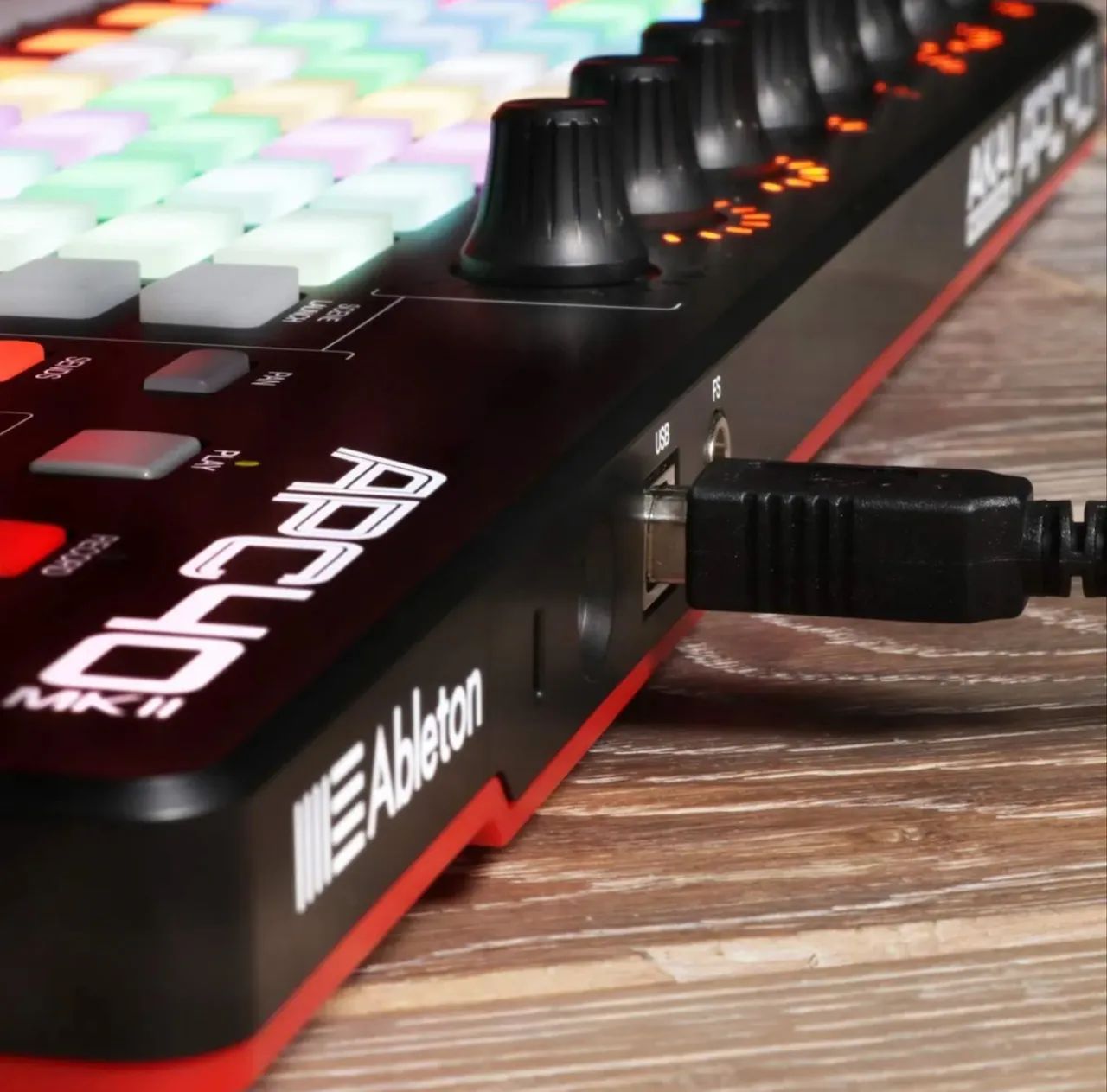 Controlador AKAI APC MK 32  - Foto 5
