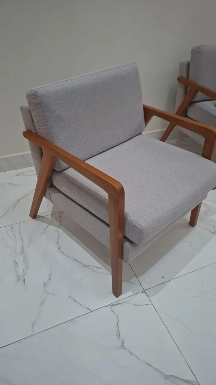 VENDO SOFÁ 3 LUGARES E 02 POLTRONAS - Foto 3