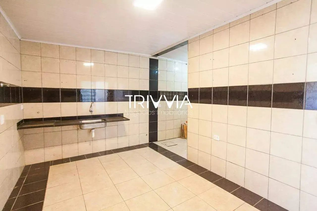 Casa no Planalto  4 quartos, 2 suítes e amplo espaço - Foto 3