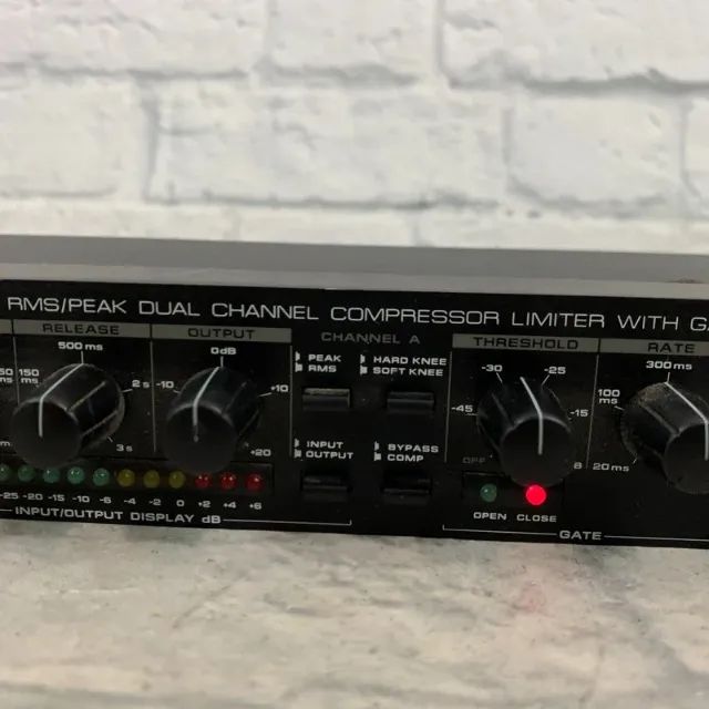 Alesis 3630 Peak Dual-Channel Compressor Limiter w Gate