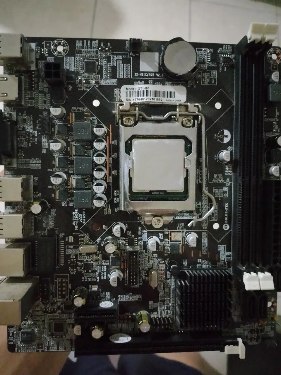 Placa mãe GT H61 com o processador 
