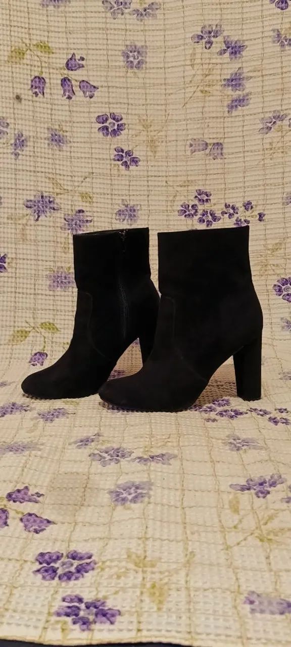 bota shein preta de salto 39