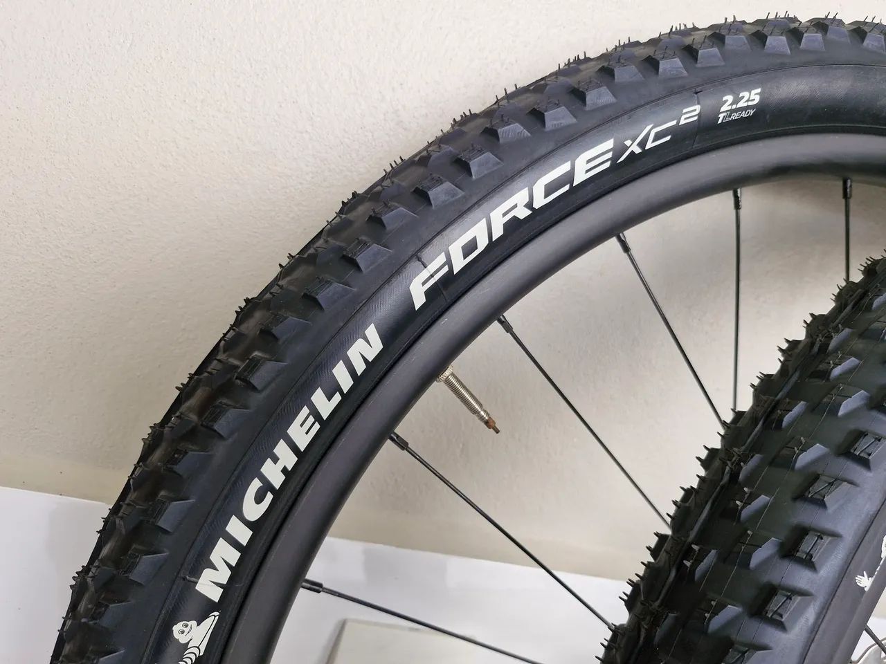 Rodas completas SENTEC tubless 29 - Foto 2