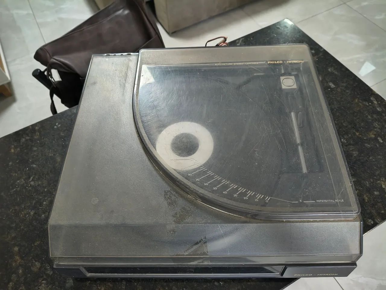 Toca disco Fhilco Hitachi  - Foto 2