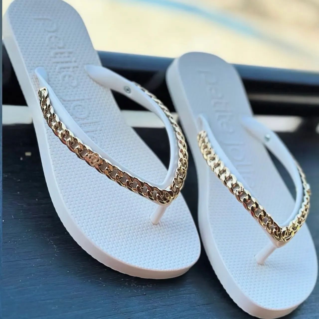 Vendo chinelo da peti jolie 