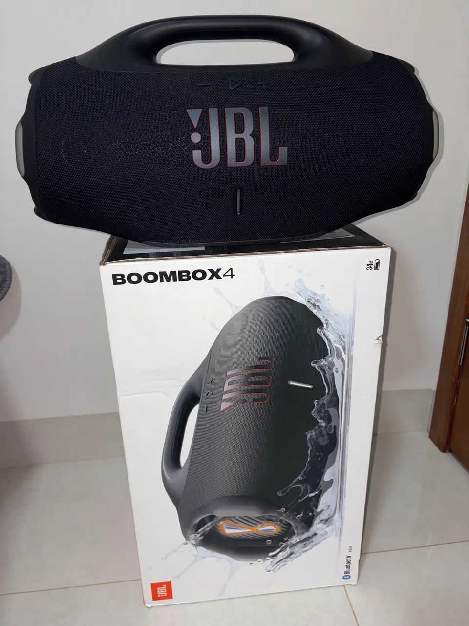 JBL Boombox 4
