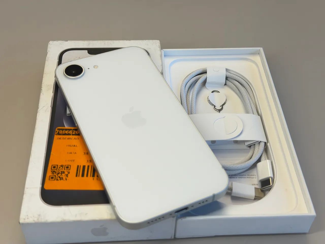 iPhone 16E 128GB BRANCO NOVO - Foto 2