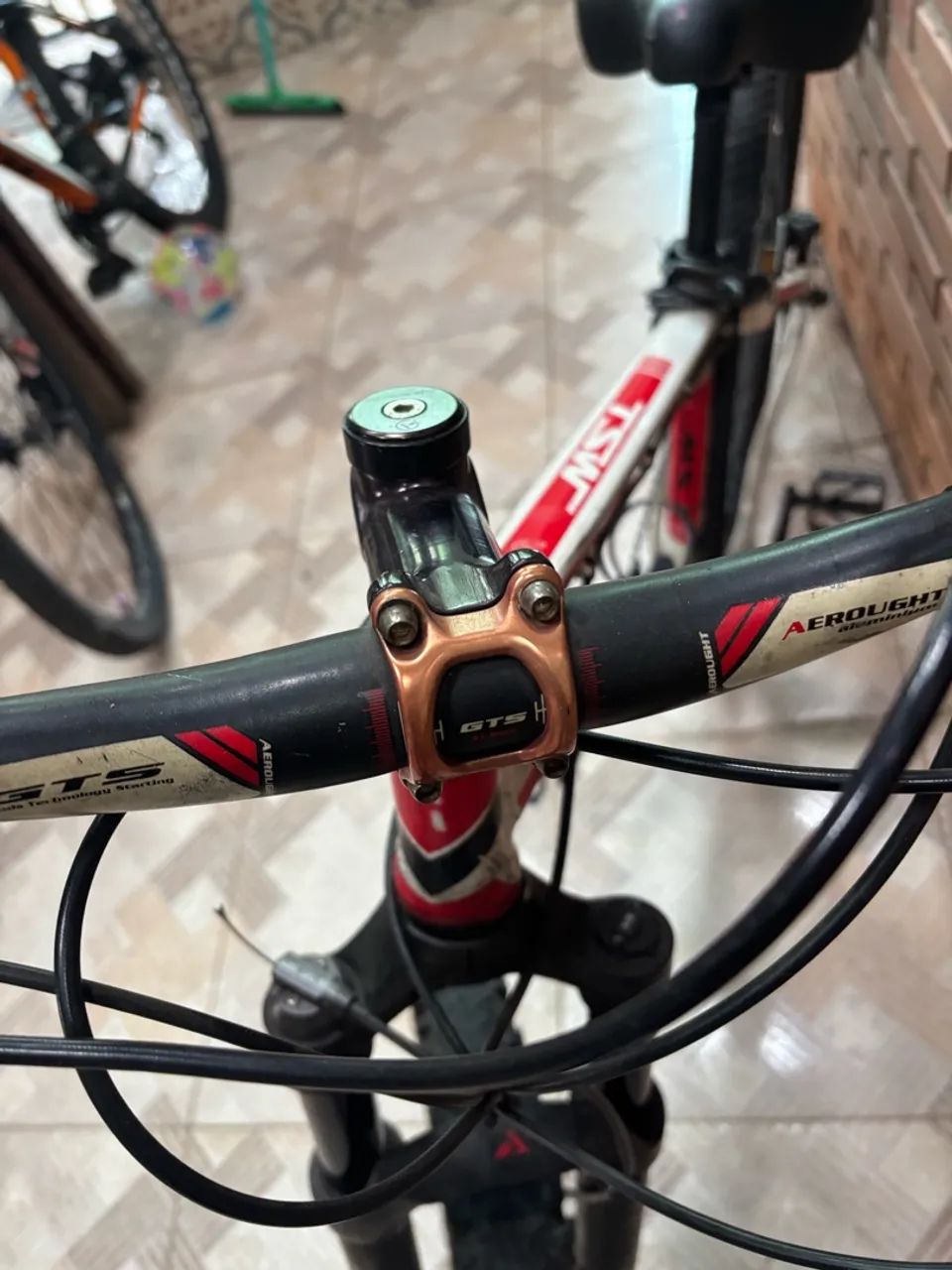 Bicicleta tsw deore e Shimano aro 29  - Foto 5