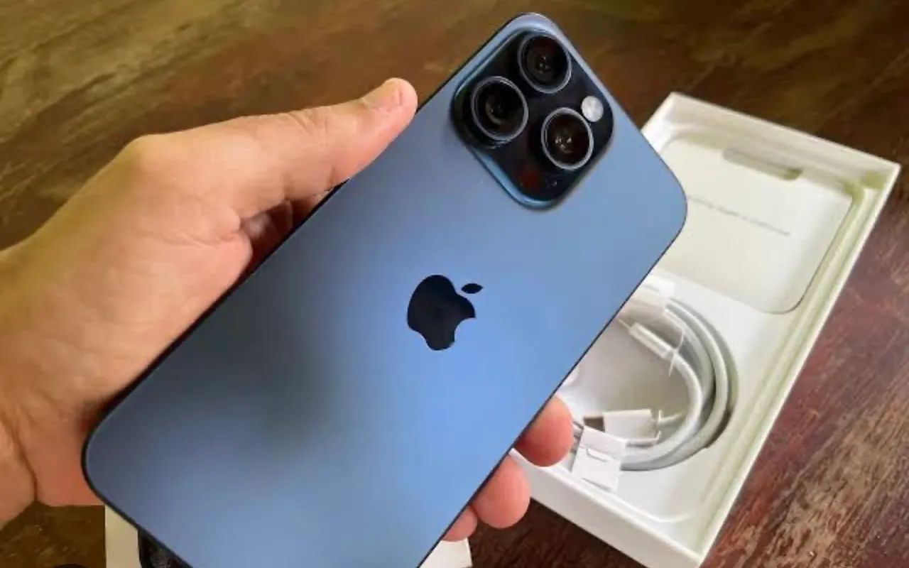 iPhone 15 Pro Max 512g - Foto 2
