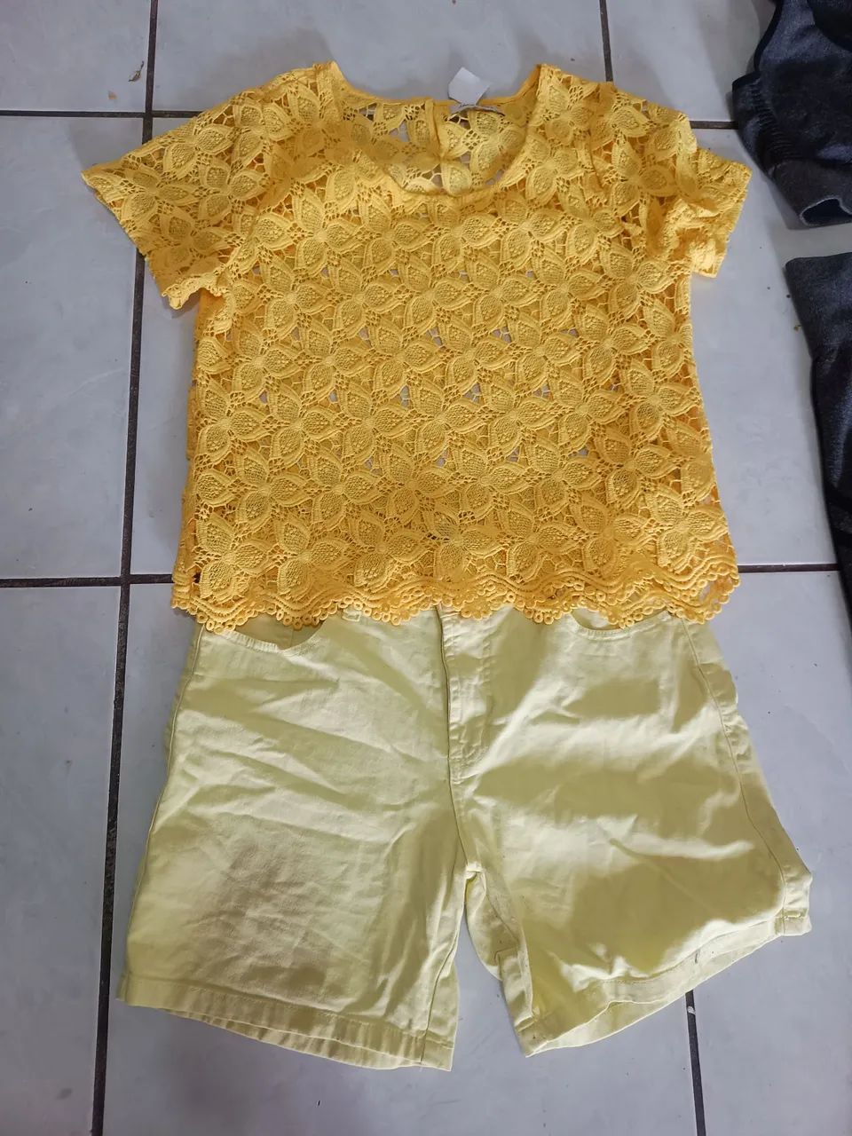 Lote de roupa 