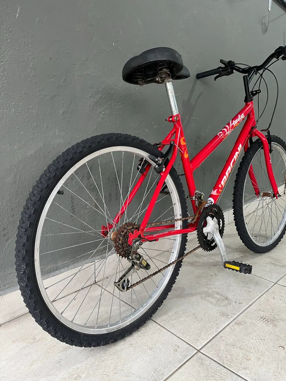 Vendo Bicicleta Aro 26 Revisada!! - Foto 2