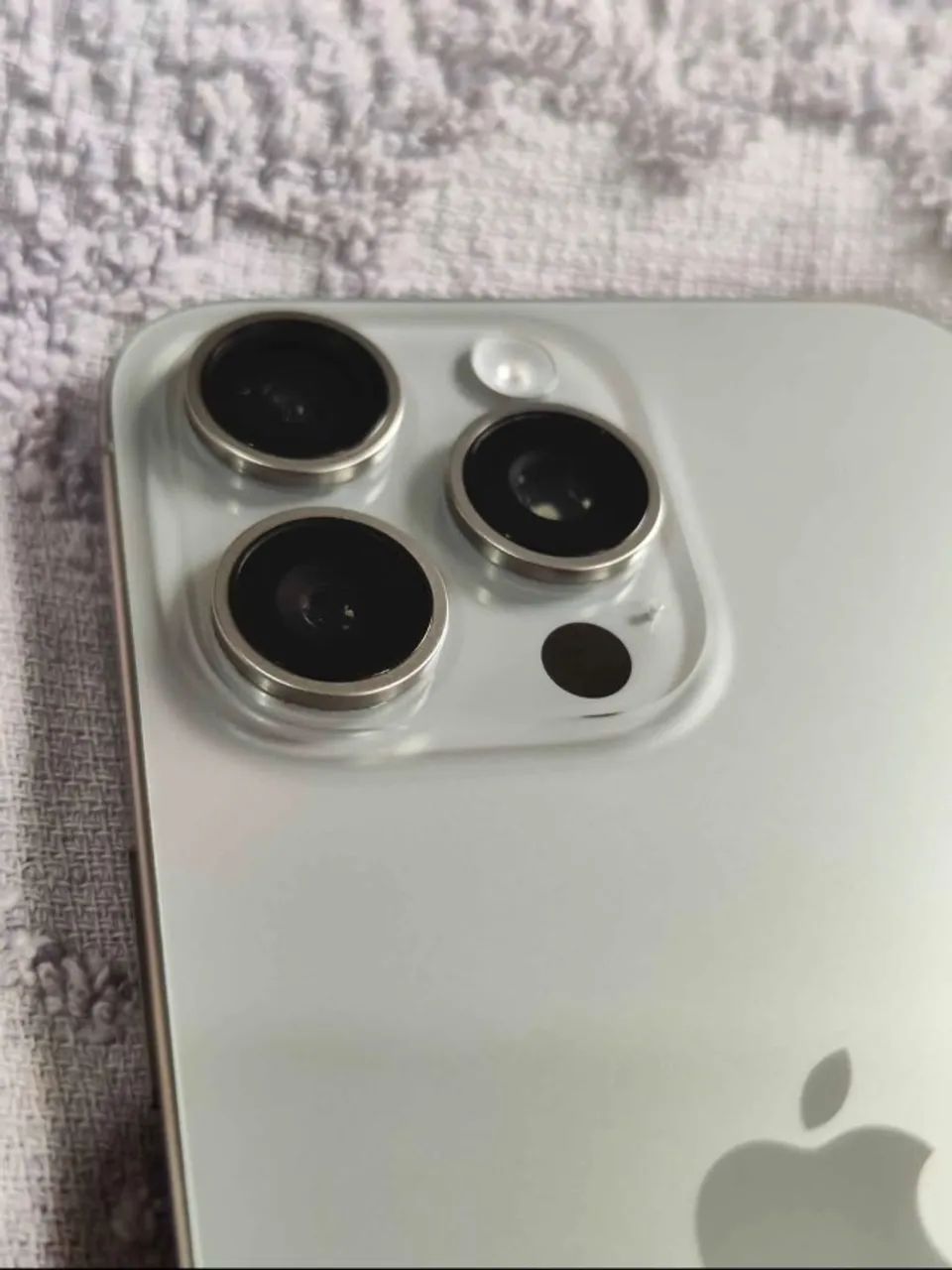 Vende se iPhone 15 pro max  - Foto 2