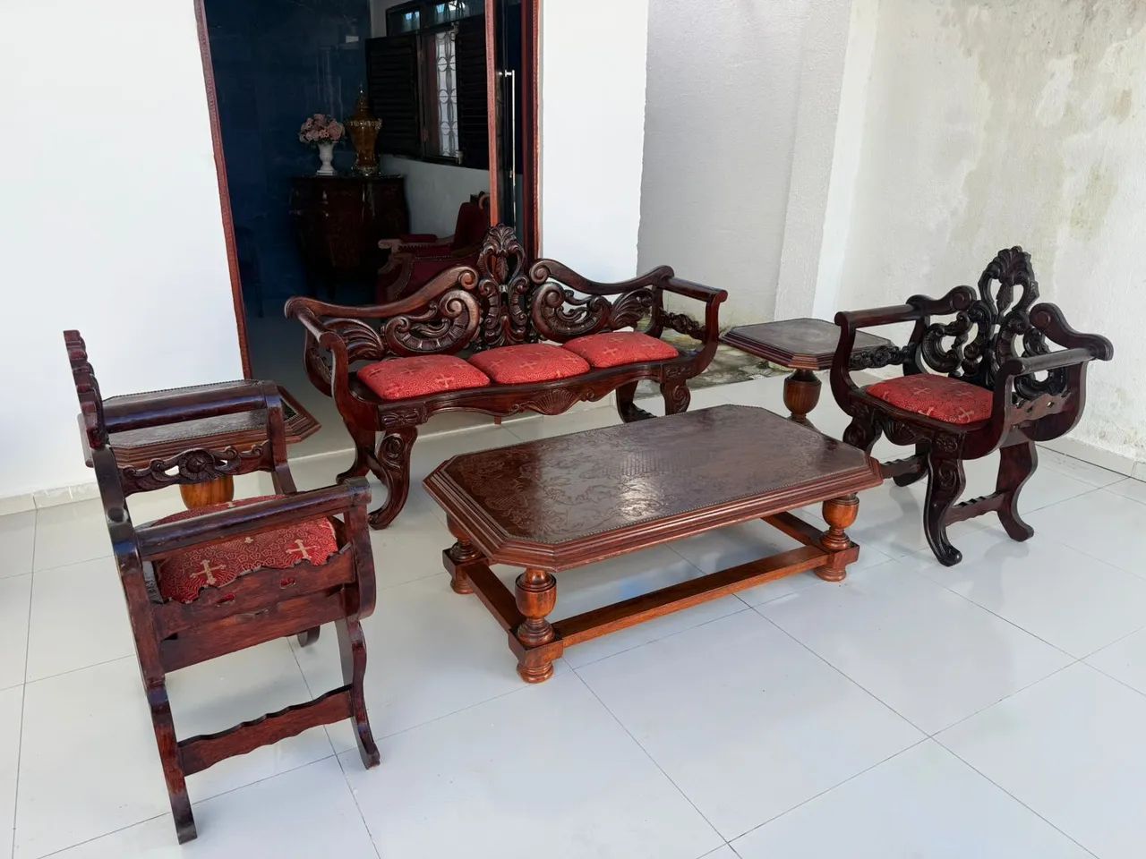 Sofa colonial estofado novo madeira de lei - Foto 2